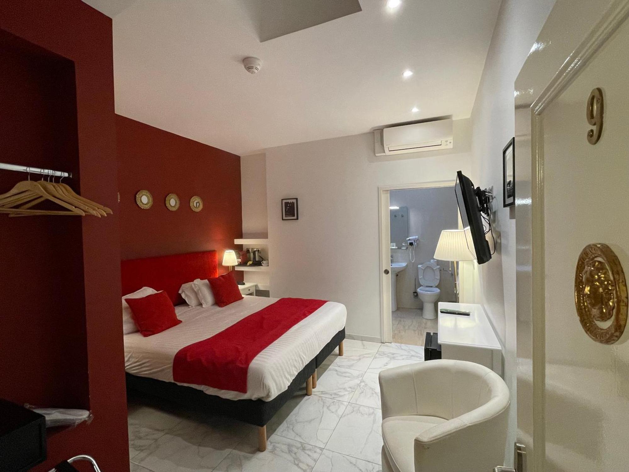 Hotel Churchill Bordeaux Centre Екстериор снимка